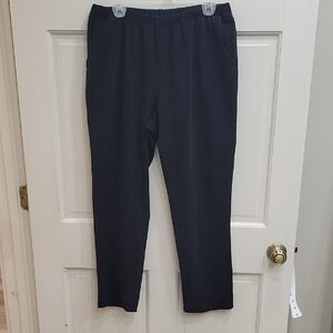 L.L. Bean Women's Classic Black Stretch Pants Elastic Waist Size Large